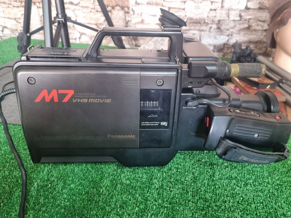 Panasonic M7 Видео камера