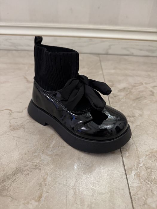 Ботинки на девочку