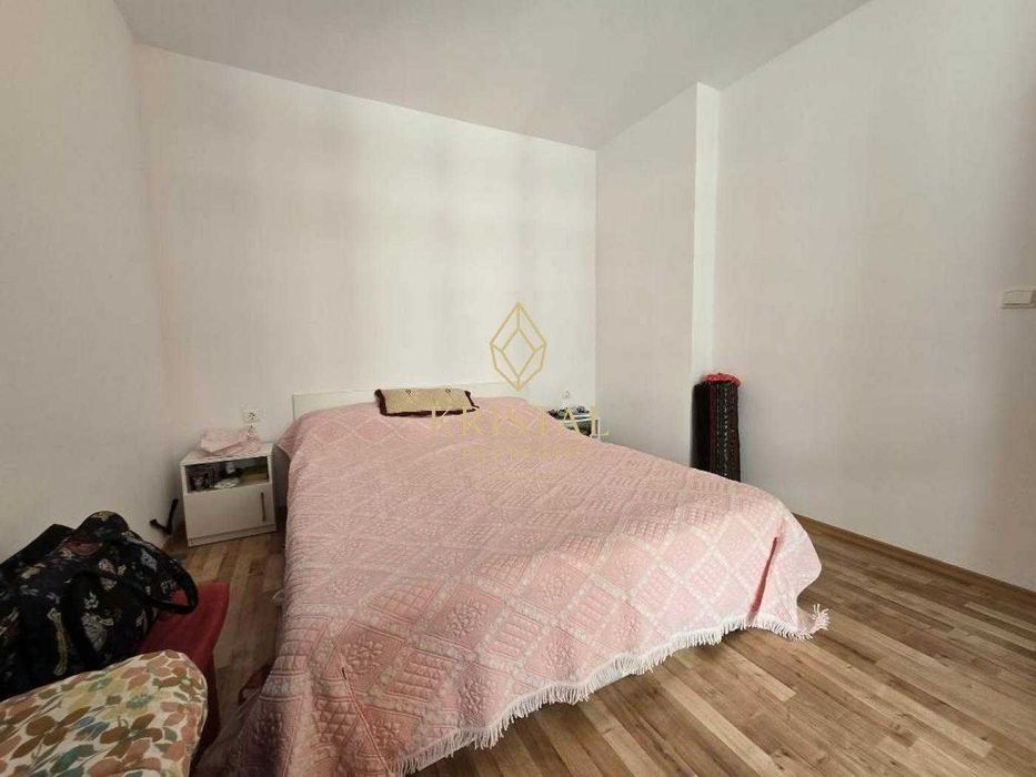 Продава се Двустаен апартамент в к.к. Слънчев бряг - 42 кв.м за 1500 €/кв.м - Снимка #4