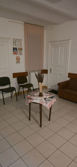 Proprietar inchiriez spațiu cabinet,birou,laborator