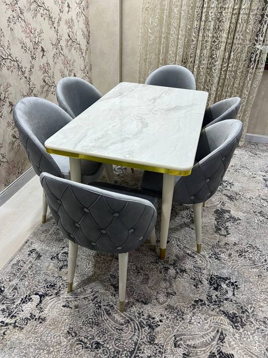 Oshxona uchun stol stullar.  4/1