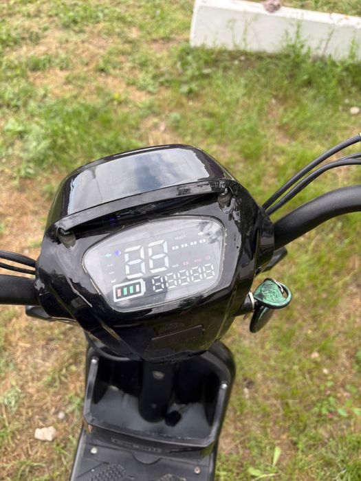 Продам скутер модель « SK8»