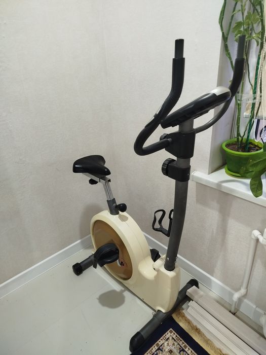 Тренажорный велосипед