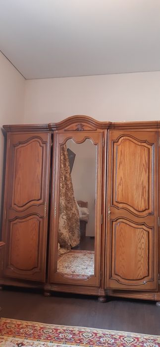 Шифонер Румыния дерево массив