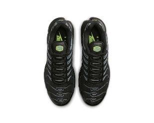 Nike air max plus black volt