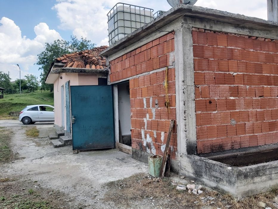 Продава се Промишлена сграда в с. Филаретово, Област Сливен - 250 кв.м за 714 €/кв.м - Снимка #4