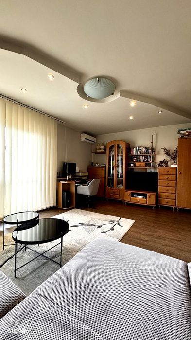 Apartament 3 camere | 71 mp + balcon | locatie excelenta