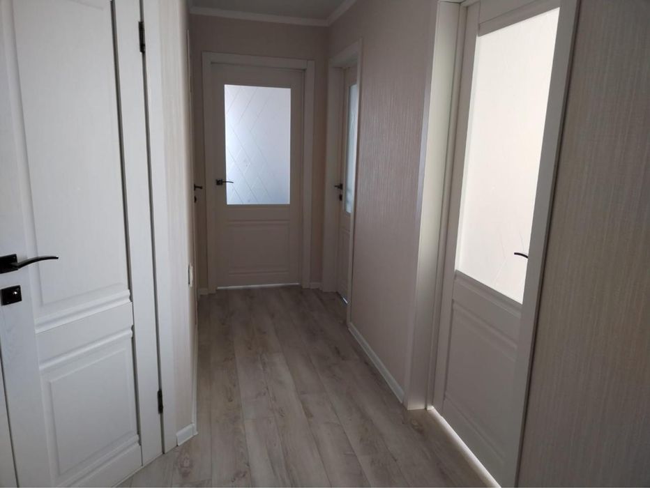 Продам квартиру 3 комнатную