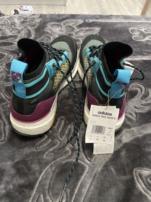 Ghete adidas continental