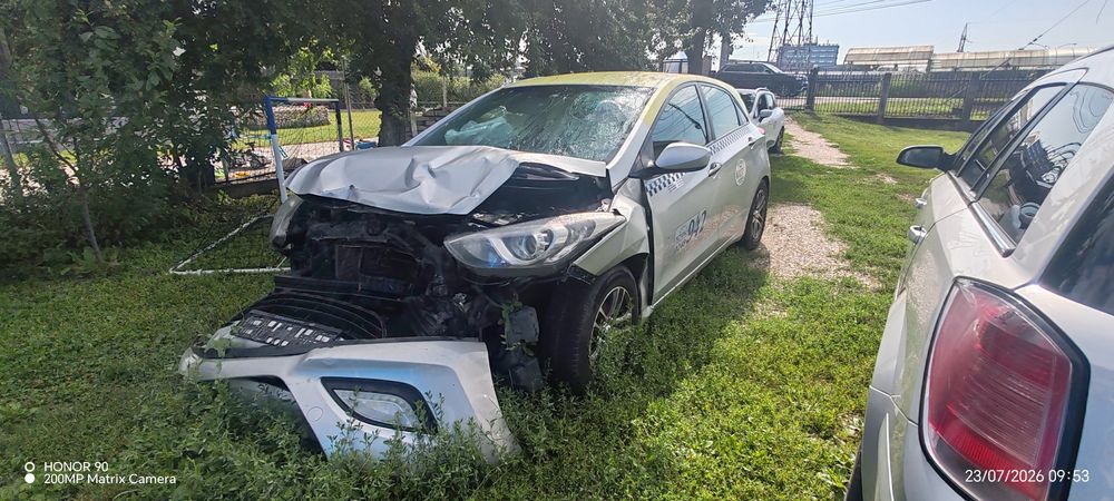Hyundai i30 2015/Avariat