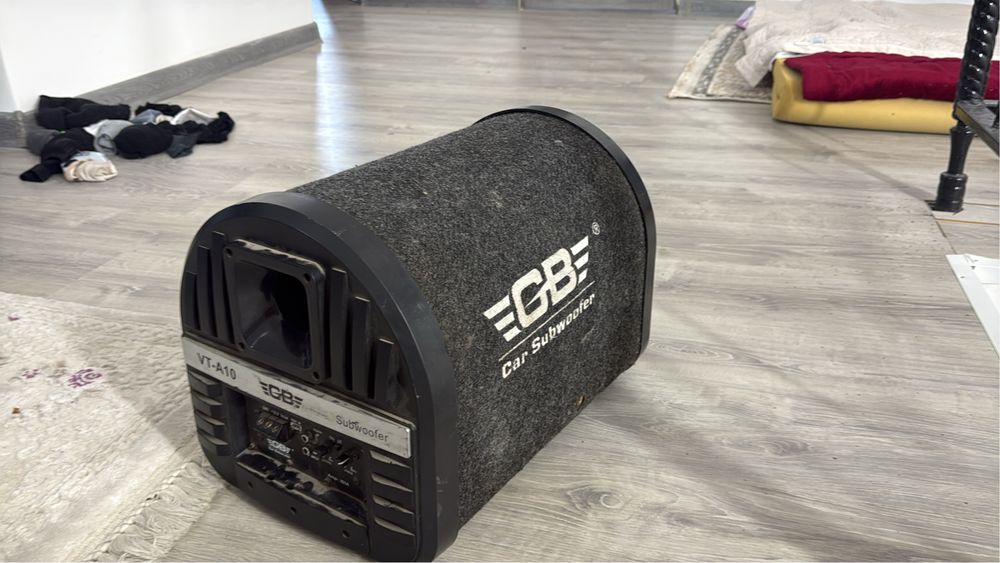 сабвуфер GB VT-A10 (520W)