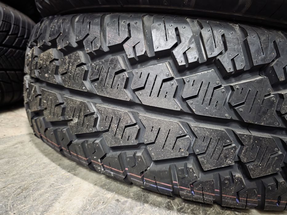 4бр Летни гуми за Бус 215 75 16 С - Hankook