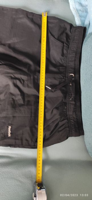 Pantaloni de trening Reebok mărimea M, transport gratuit prin posta