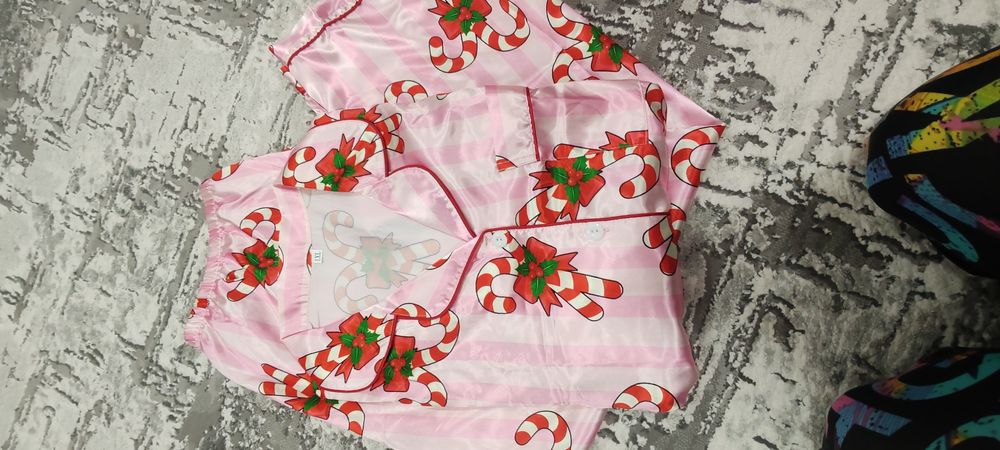 Set de pijamale din satin , damă mărime mare 1XLmare