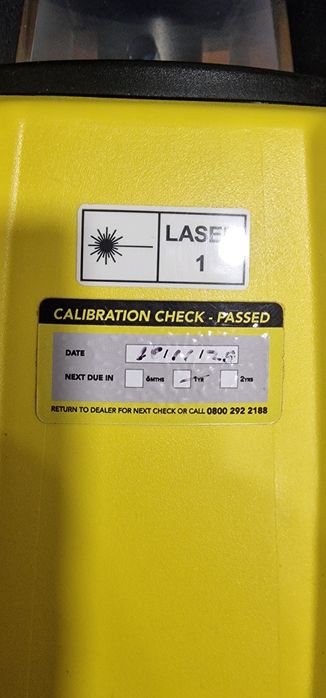 Ротационен лазерен нивелир LEIKA 620