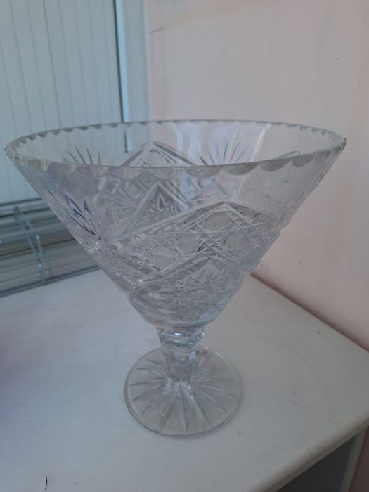 Вазы хрусталь по 5000