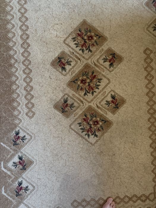 Продаю Ковер б/у