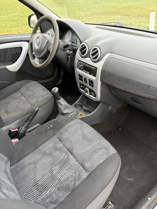 Dacia Logan MCV 1,6 mpi. Klima. Laureate