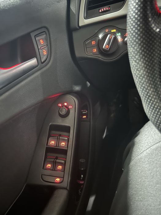 Audi A4 B8  1,8 benzina