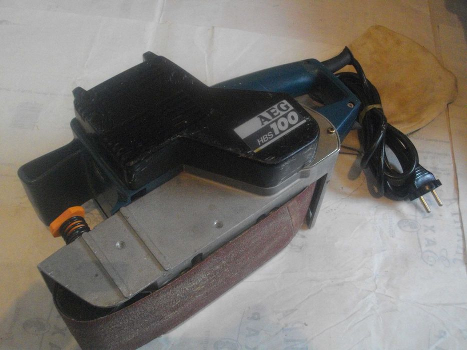 Машина разширение тръби Лентов шлайф 1010W Къртач HITACHI Рязане плочи