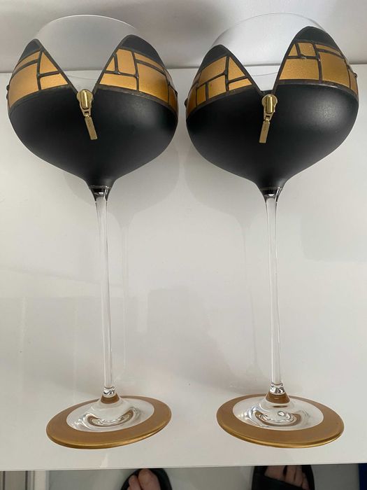 Pahare de colecție "Black & Gold" – Design exclusivist cu detalii metalice, set cadou