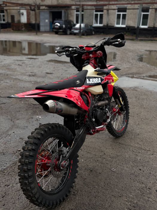 Продам эндуро ajera k8 nb300