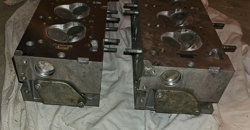 Dacia, Renault Цилиндрова глава Дачия MPI,Рено Меган ,Клио двигател K7