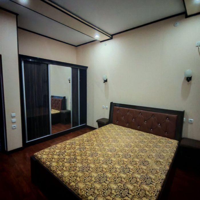 Стадион кучада янги домда 3хонали кв срочна ижарага берилади