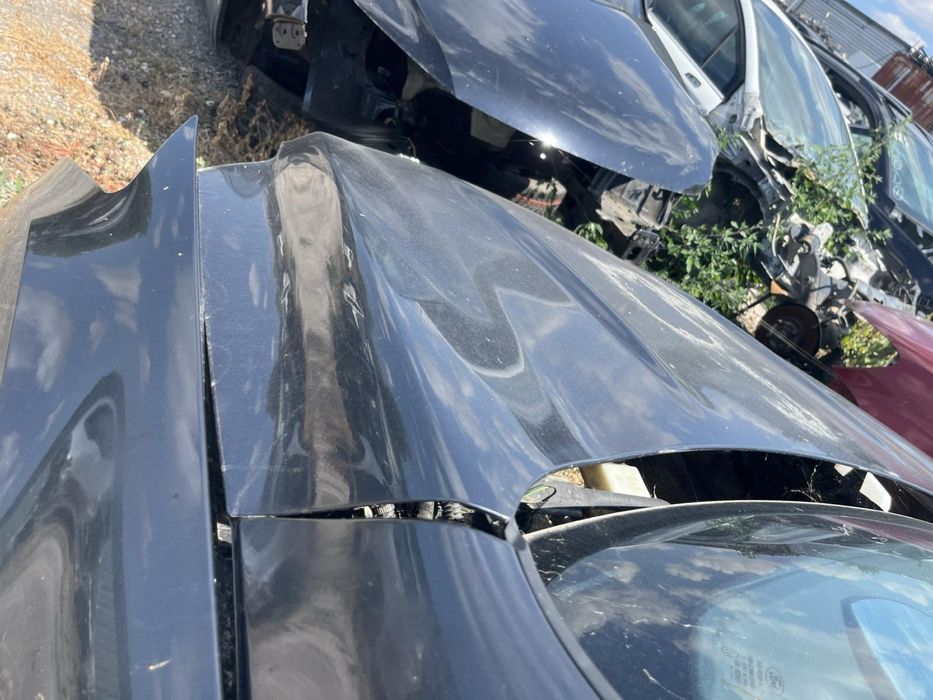 Преден капак Ford Kuga с лайсната оригинален