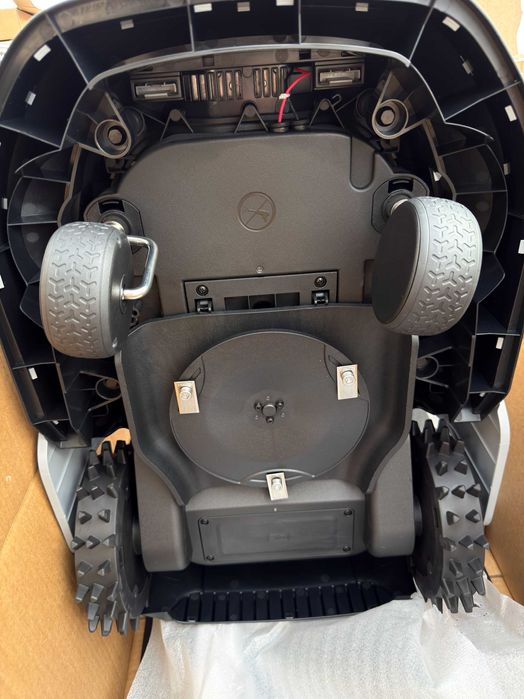 Robot de tuns gazon / iarba Dreame Roboticmower A1 Pro