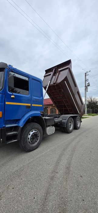 Vând autobasculanta 6x4 motor renault 385 cai