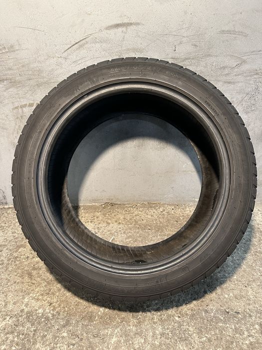 Гума 225/45/17 NORDMAN Winter Snow