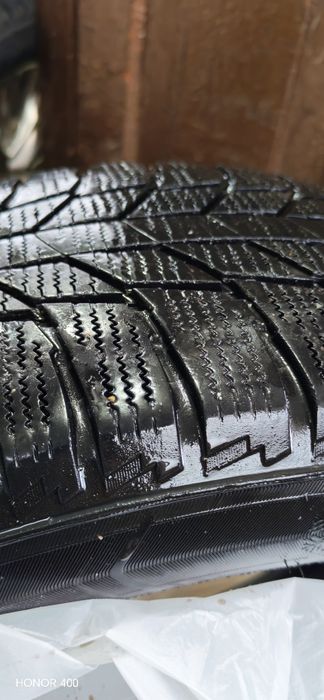 Продам балоны 215/55/17