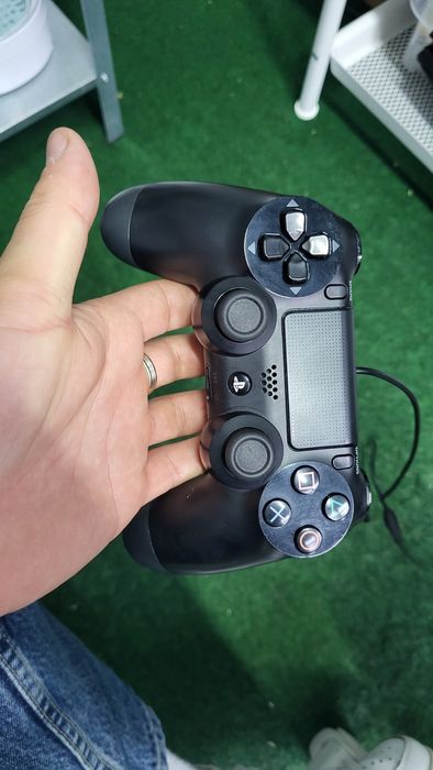 Controller PS4 DualShock,  perfect funcțional