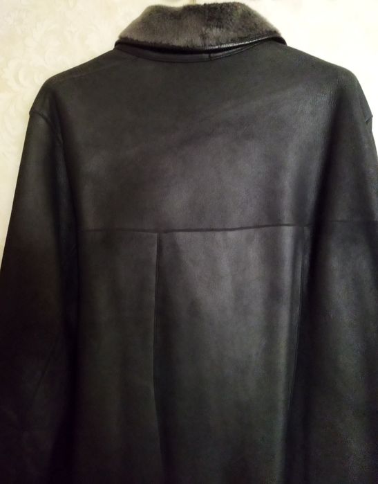 Продается мужская дублёнка. Размер 48 + 50.