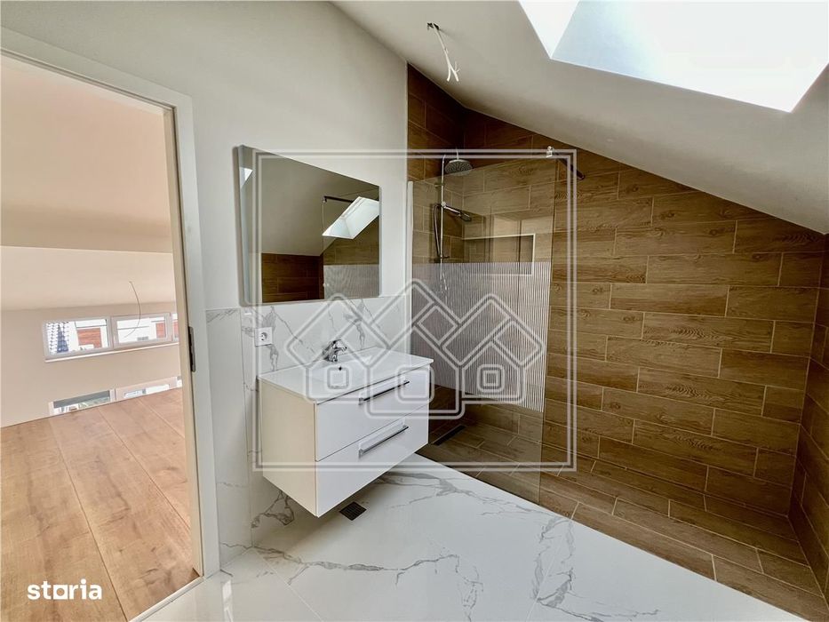 Penthouse cu 3 camere, 2 bai si balcon - la cheie