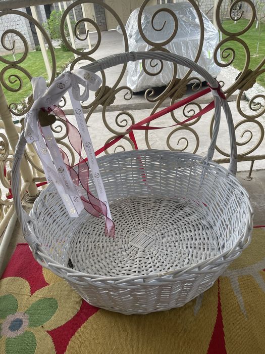 Корзина гүлге арналған керек болса ватсапка жазыңыздар