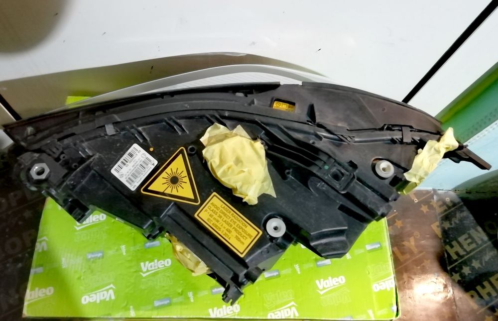 Фар фарове за БМВ М8 Г14 Г15 Г16 / BMW 8 G14 G15 G16 Laser Лазер.