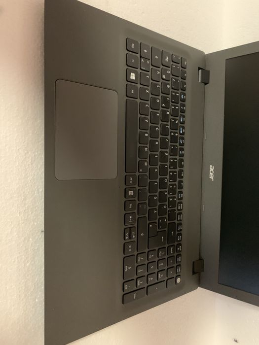 Лаптоп-Acer-core i5