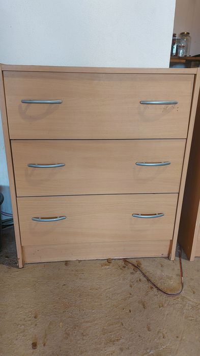 Vând comoda dulap pantofar 60cm lățime, 70 cm înălțime 30 cm adâncime