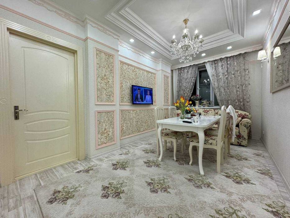 ПРОДАЕТСЯ 5/9/9 182м2 на: Паркентский