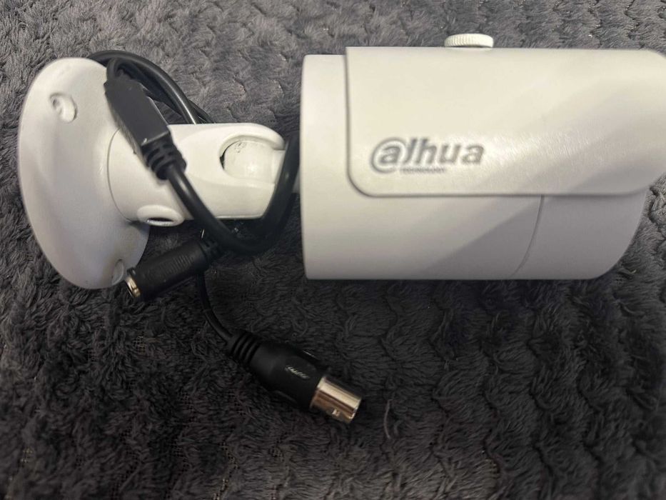 Camere supraveghere HDCVI cu IR pentru exterior Dahua HAC-HFW2100S