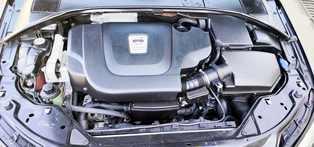 Волво XC70 с щета