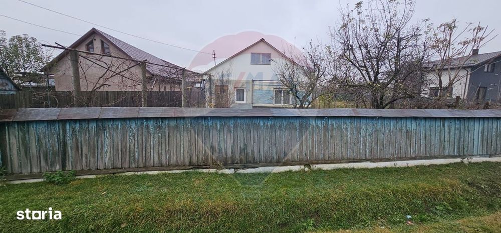 Casă bătrânească + teren 1581 mp în sat Holt, comuna Letea Veche