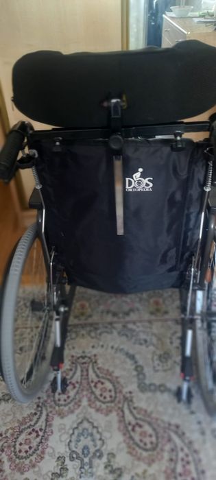 Инвалидная коляска (коляска для инвалидов)