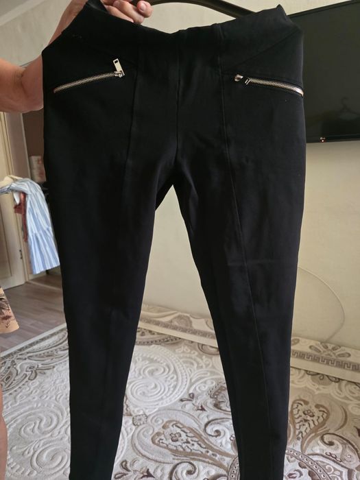 Продается одежда каждая по 2000