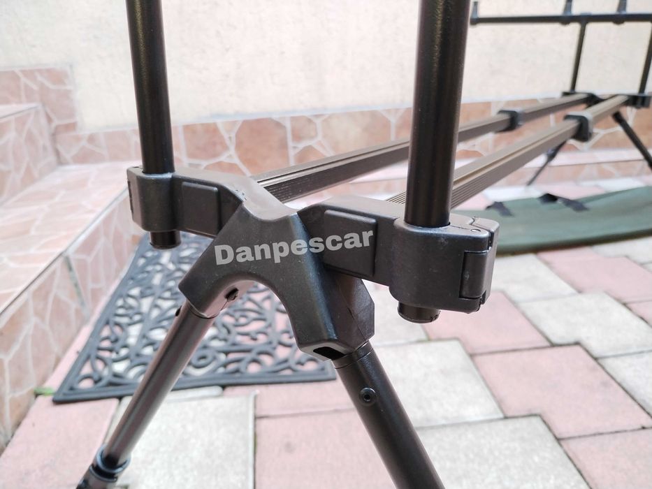 Rod pod FL Duo Pod BLACK pentru 3 sau 4 lansete cu 4 picioare FL168