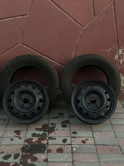 Продам диски с шинами. Состояние хорошее.