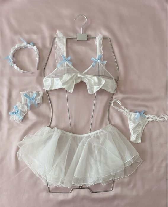 Нижнее белье для девушек