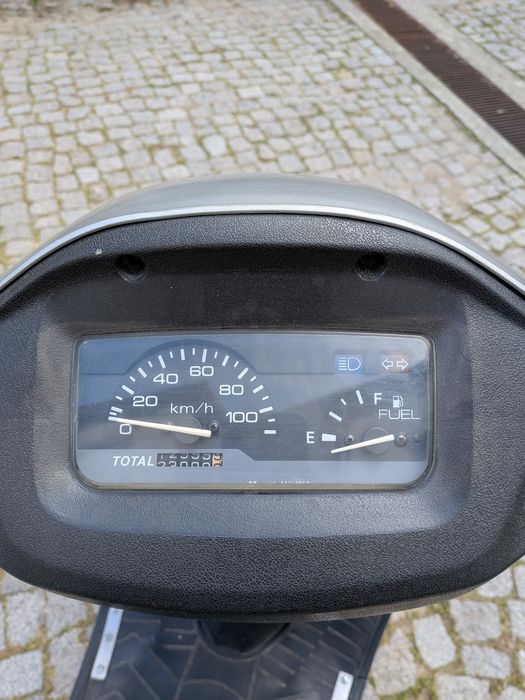 Скутер Suzuki AN 125